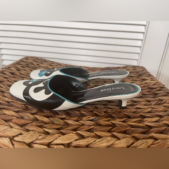 Lara Dee - Picture 7 of 7